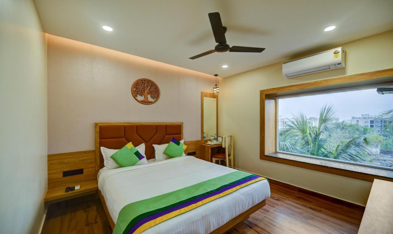 Treebo Aasma Downtown Hotel Bhubaneswar Exterior photo